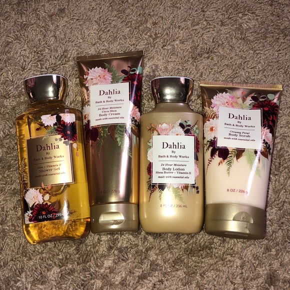 Bath & Body Works Other - NWT Bath & Body Works New Release Dahlia Scent Set